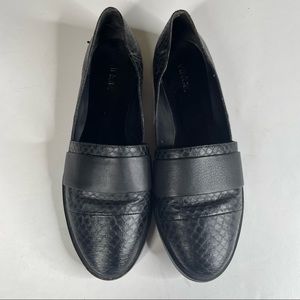 Vince Black Leather Slip On Shoes Size 8